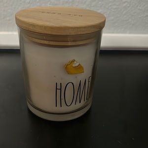 Rae Dunn candle